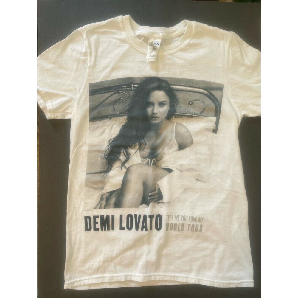 Demi Lovato XS Tell Me You Love Me tour concert shirt bed bra white 2018 Tshirt